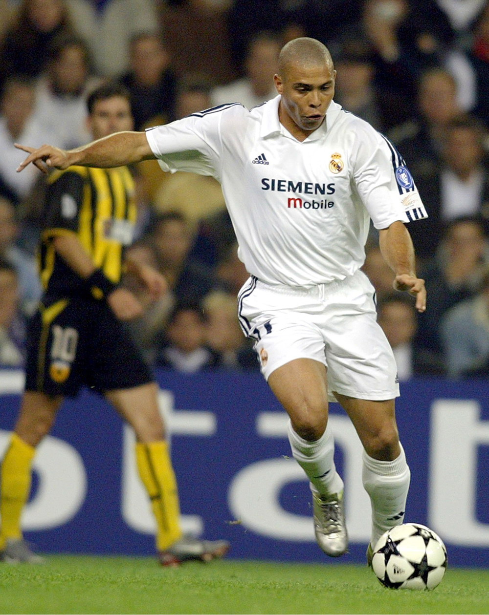 ThunderTalk Gaming 官方：前 DRX 2004 年年轻中场 SeTab 加入球队