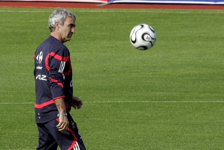 T1 击败任何人的传奇，晋级2025年全球总决赛四分之一决赛