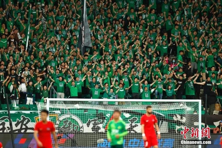 UP官方：遗憾地告别教练 Xiaobai （杨忠赫）。尽管不舍，离别是不可避免的！